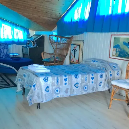 ゲストハウス Mansarda Seaview セニガッリア