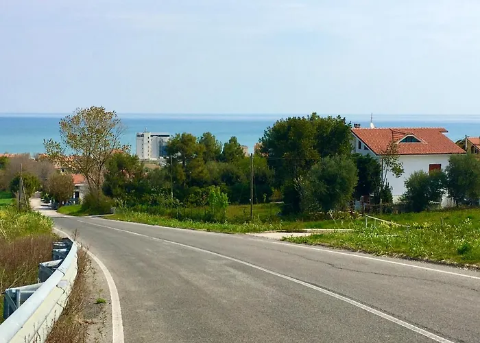 Mansarda Seaview 3* סניגליה