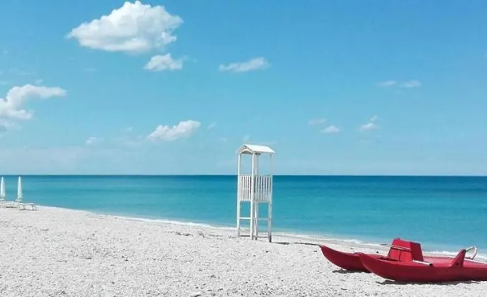 בית הארחה Mansarda Seaview 3*