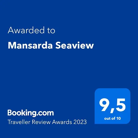 Mansarda Seaview 招待所 3*